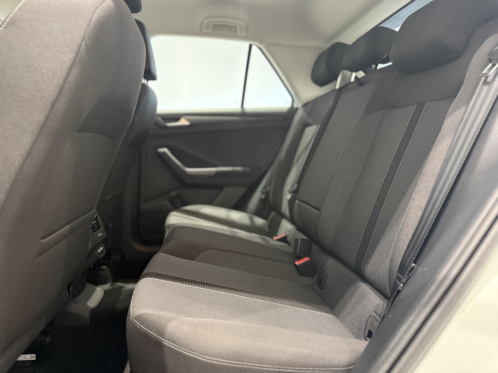 Volkswagen T-Roc JAS57U