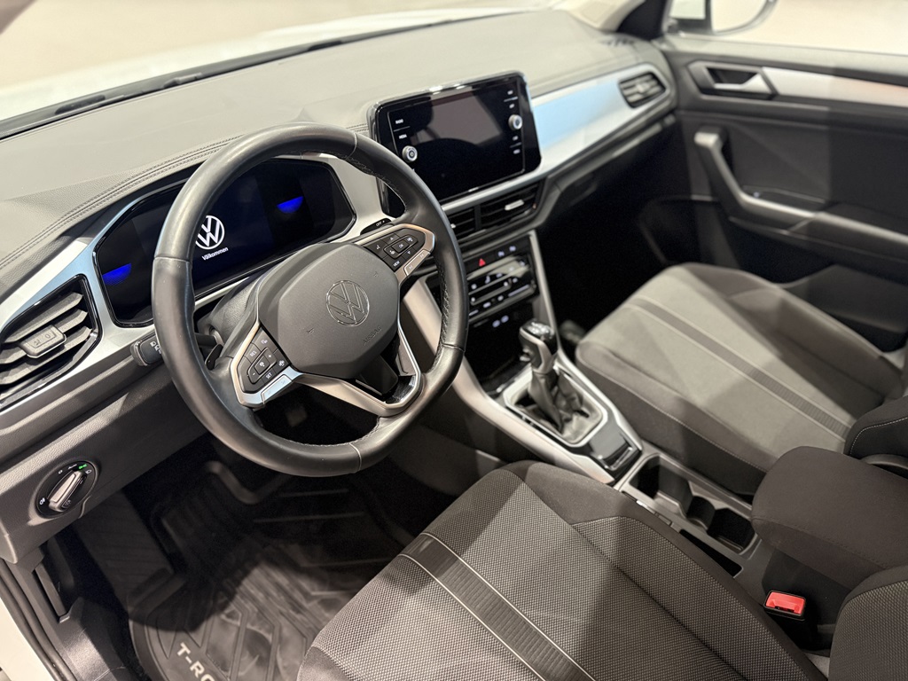 Volkswagen T-Roc JAS57U