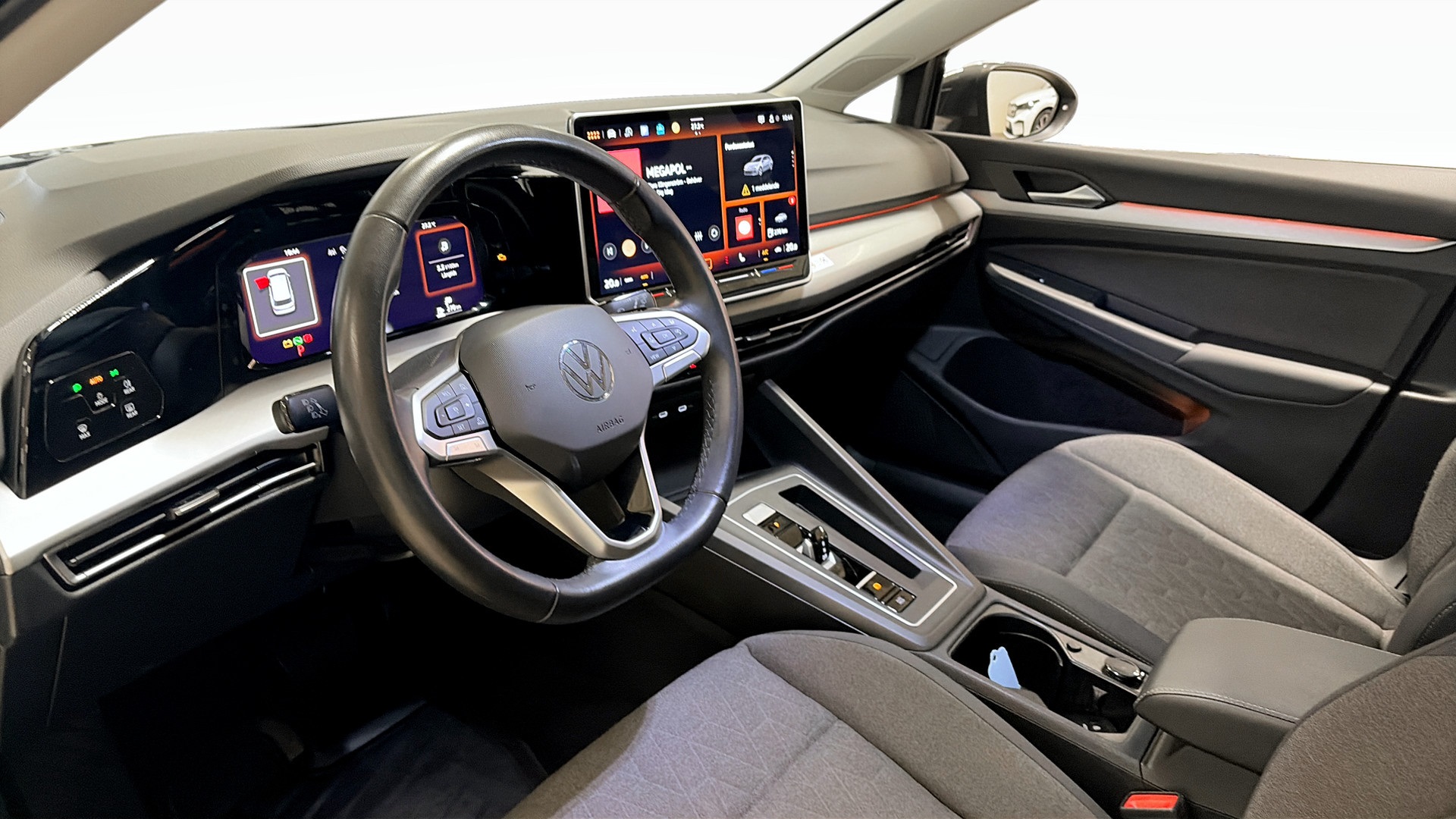 Volkswagen Golf JAX29A
