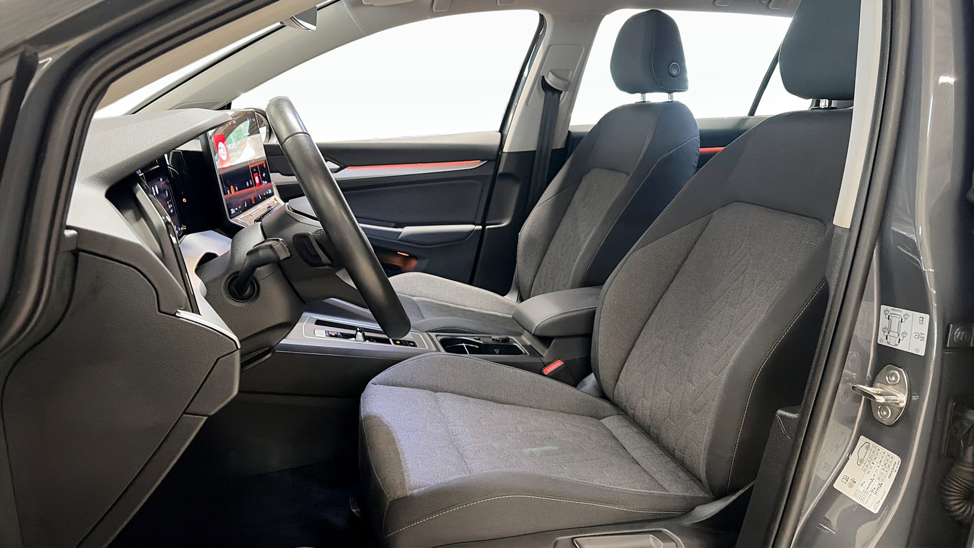 Volkswagen Golf JAX29A