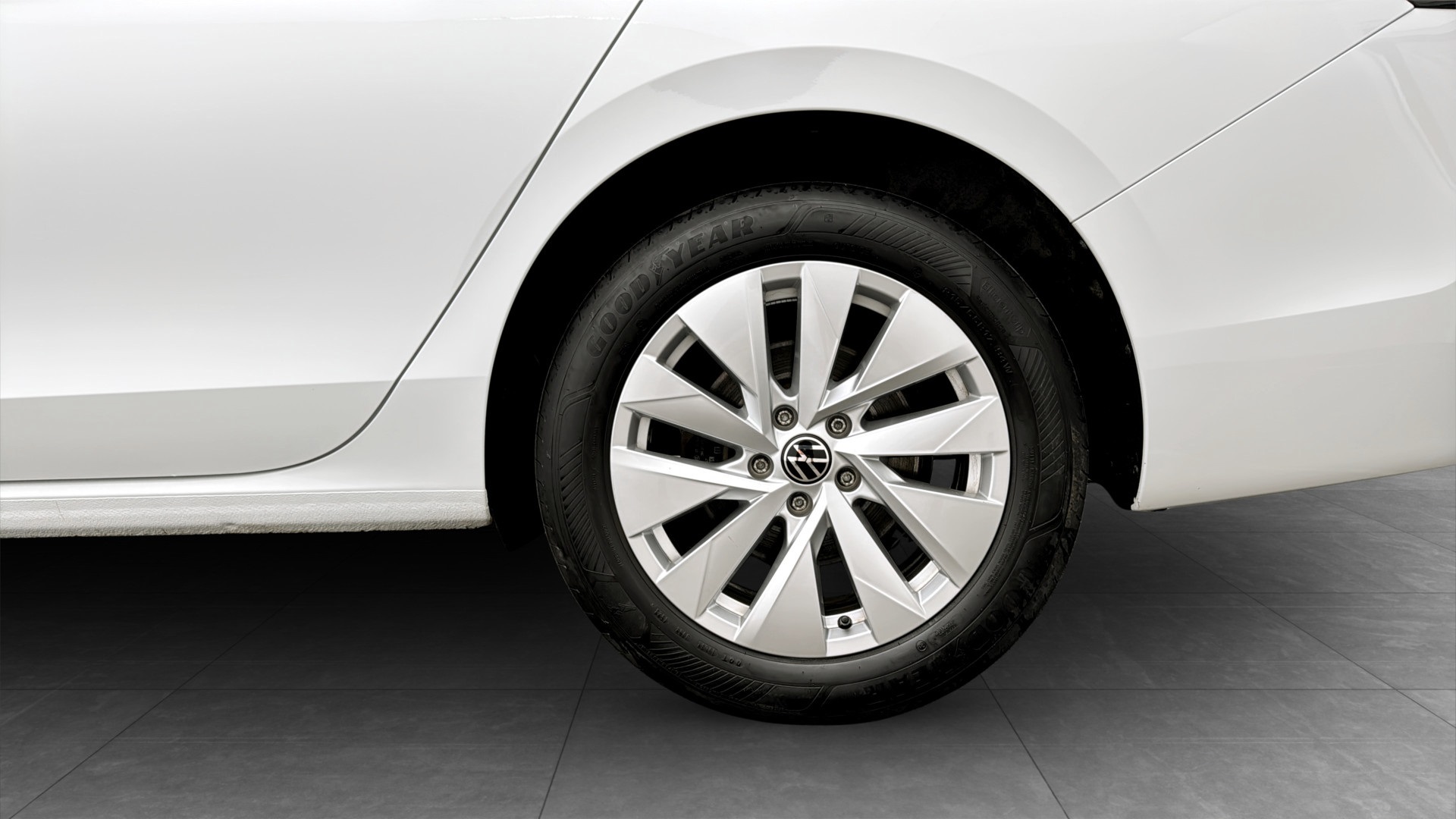 Volkswagen Passat JAZ95R