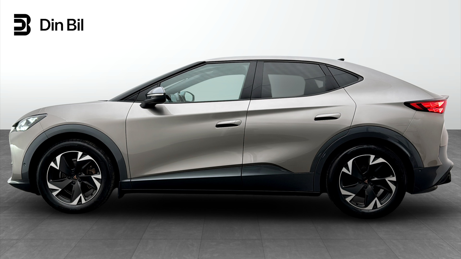 CUPRA Tavascan JBA48N