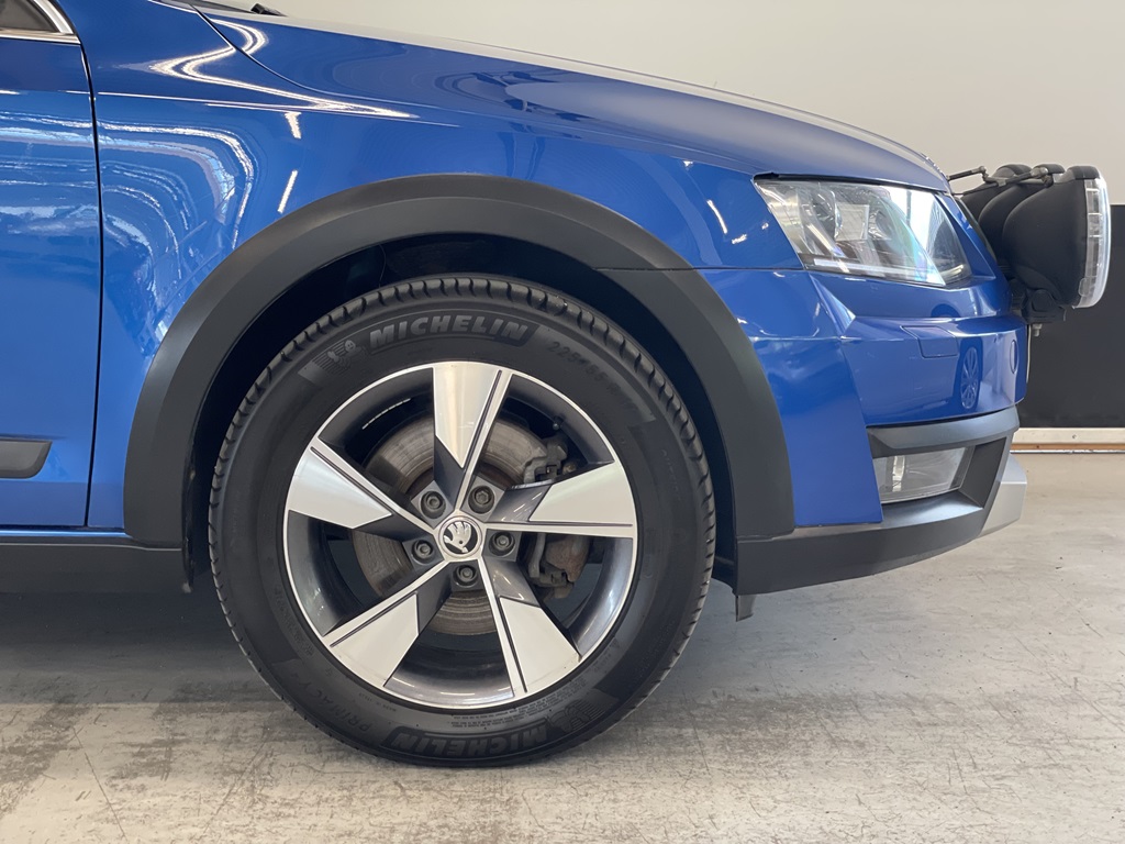 Skoda Octavia JBB474