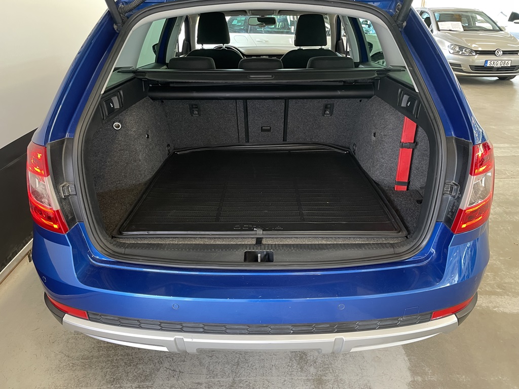 Skoda Octavia JBB474