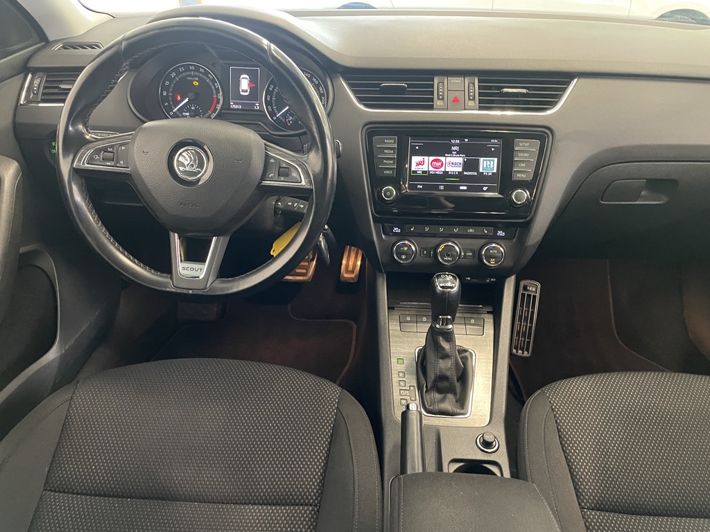 Skoda Octavia JBB474