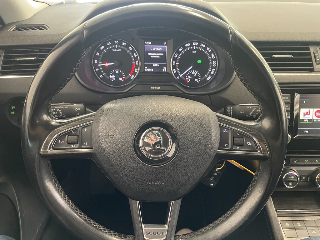 Skoda Octavia JBB474