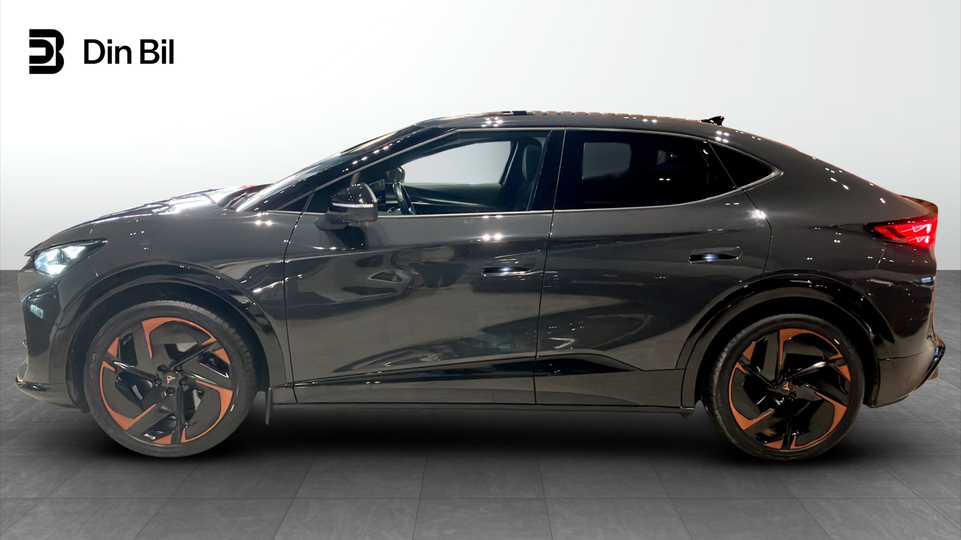 CUPRA Tavascan JBD32R