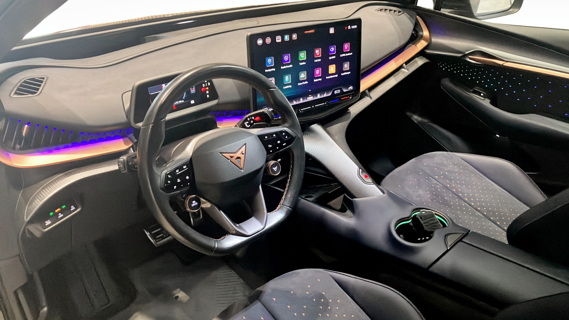 CUPRA Tavascan JBD32R