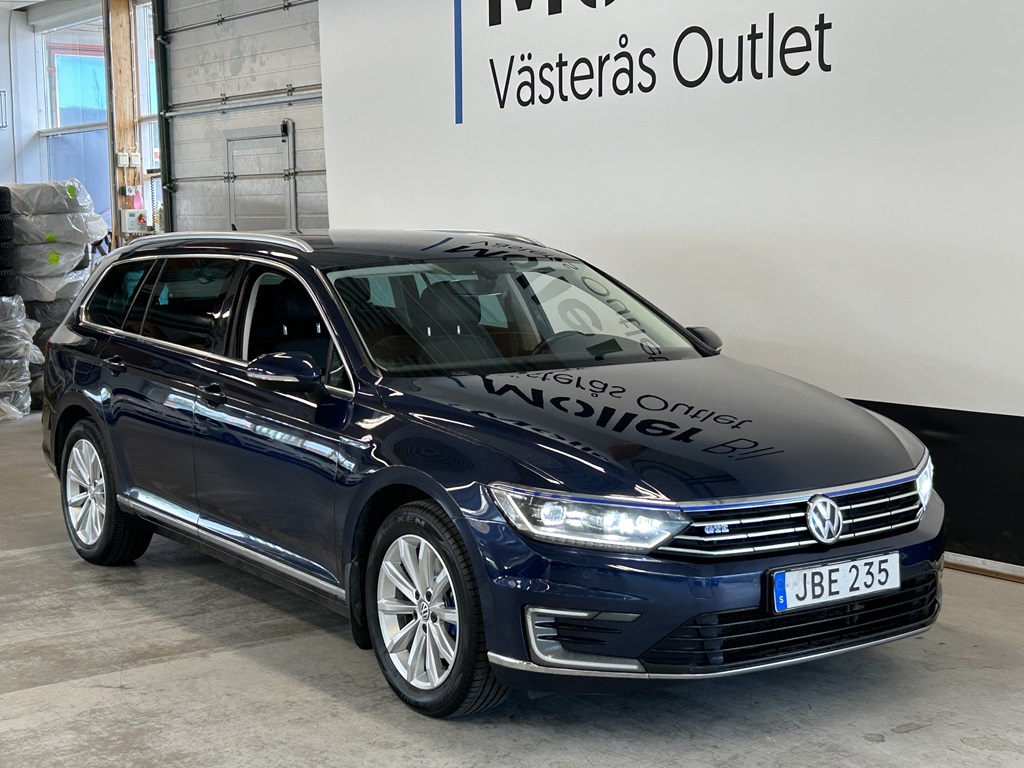 Volkswagen Passat JBE235