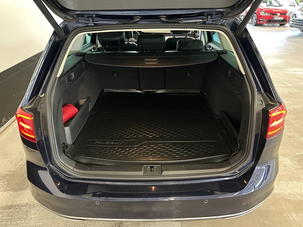 Volkswagen Passat JBE235