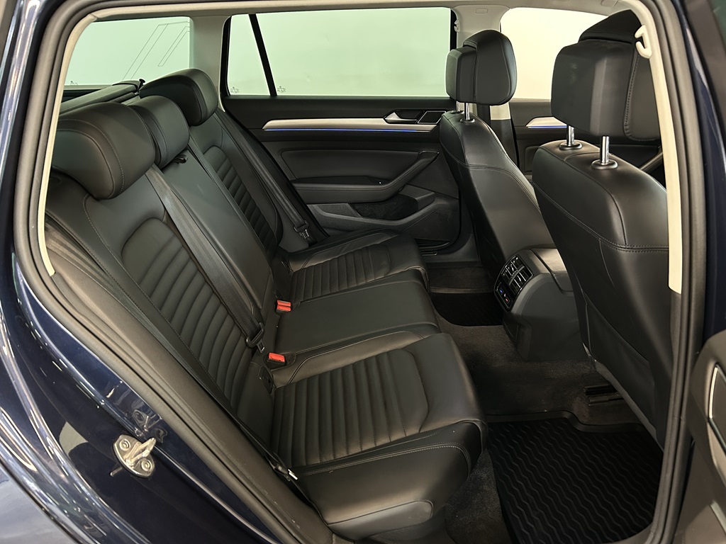 Volkswagen Passat JBE235