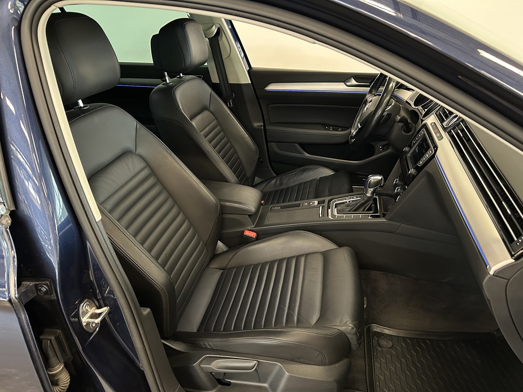 Volkswagen Passat JBE235