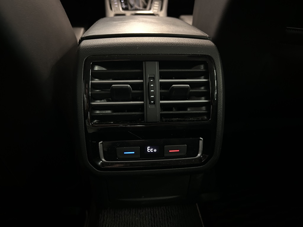 Volkswagen Passat JBE235