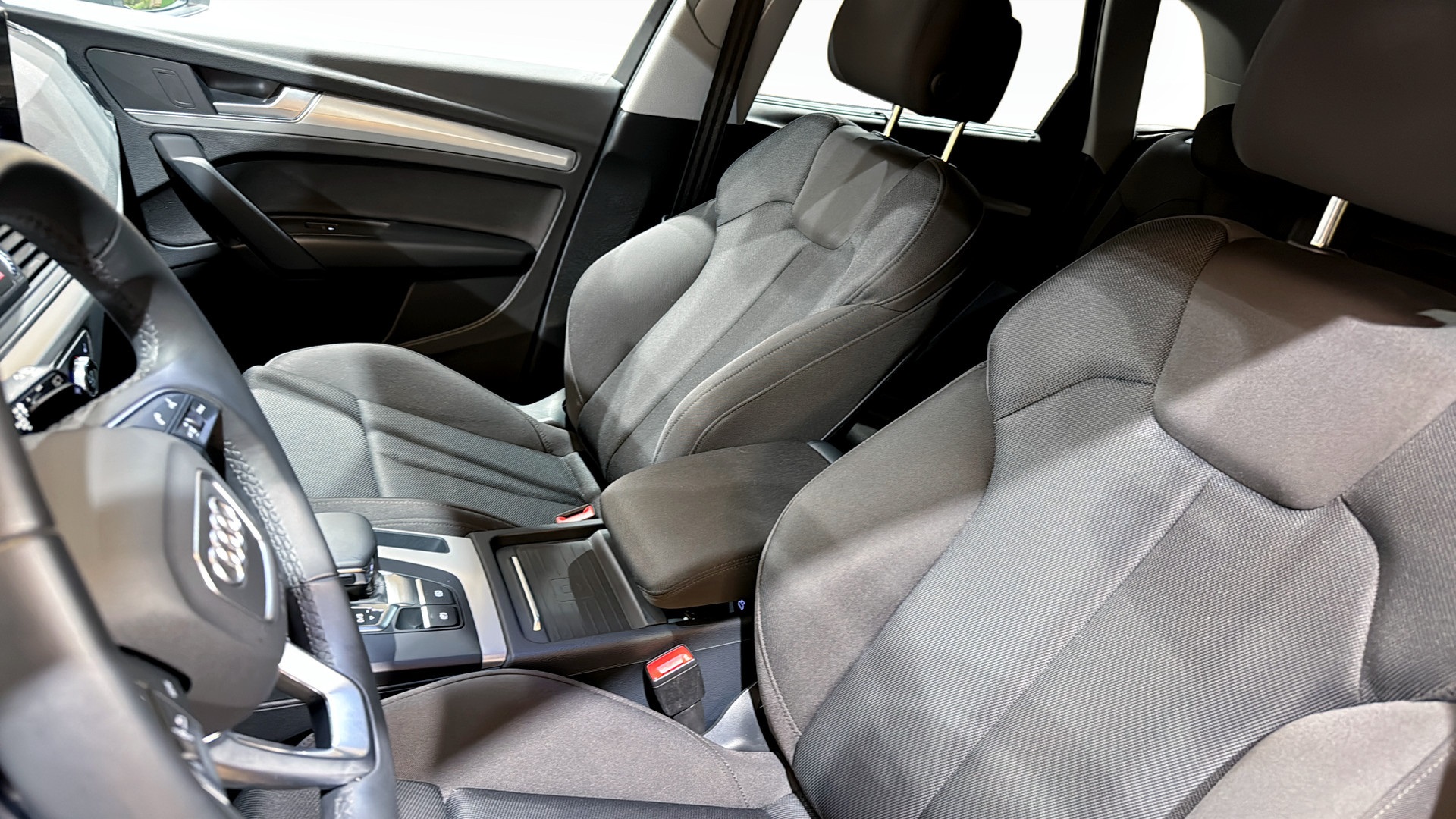 Audi Q5 JBE25T