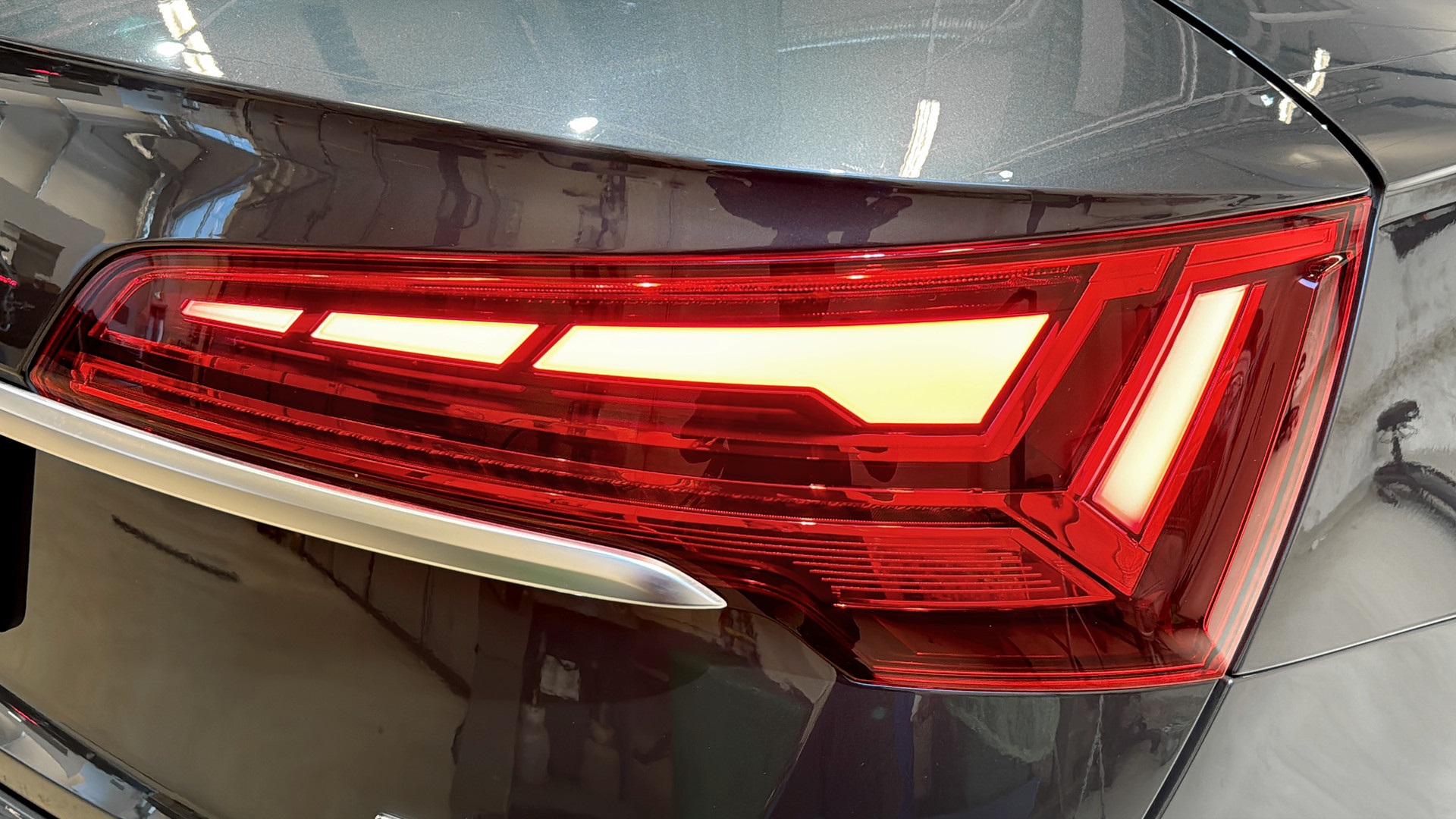 Audi Q5 JBE25T