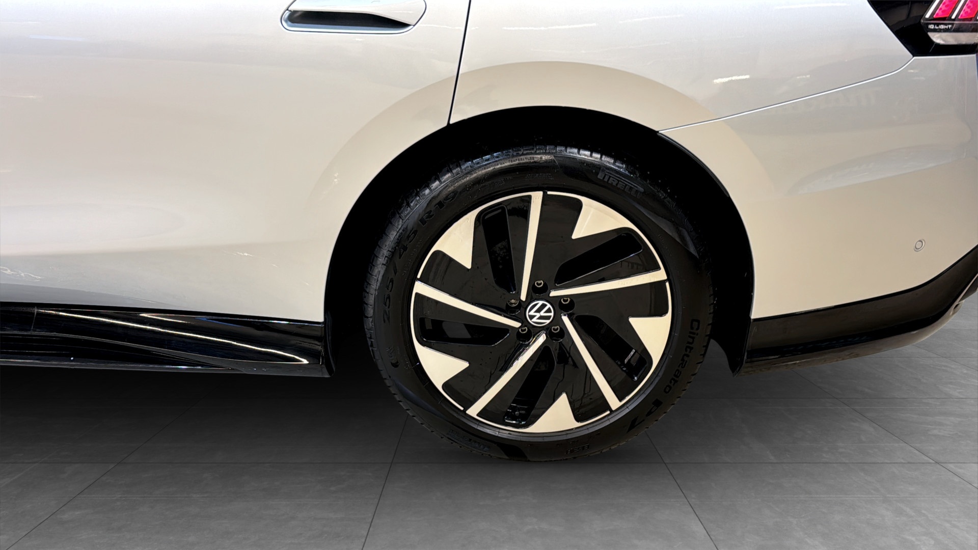 Volkswagen ID.7 Tourer JBE31G