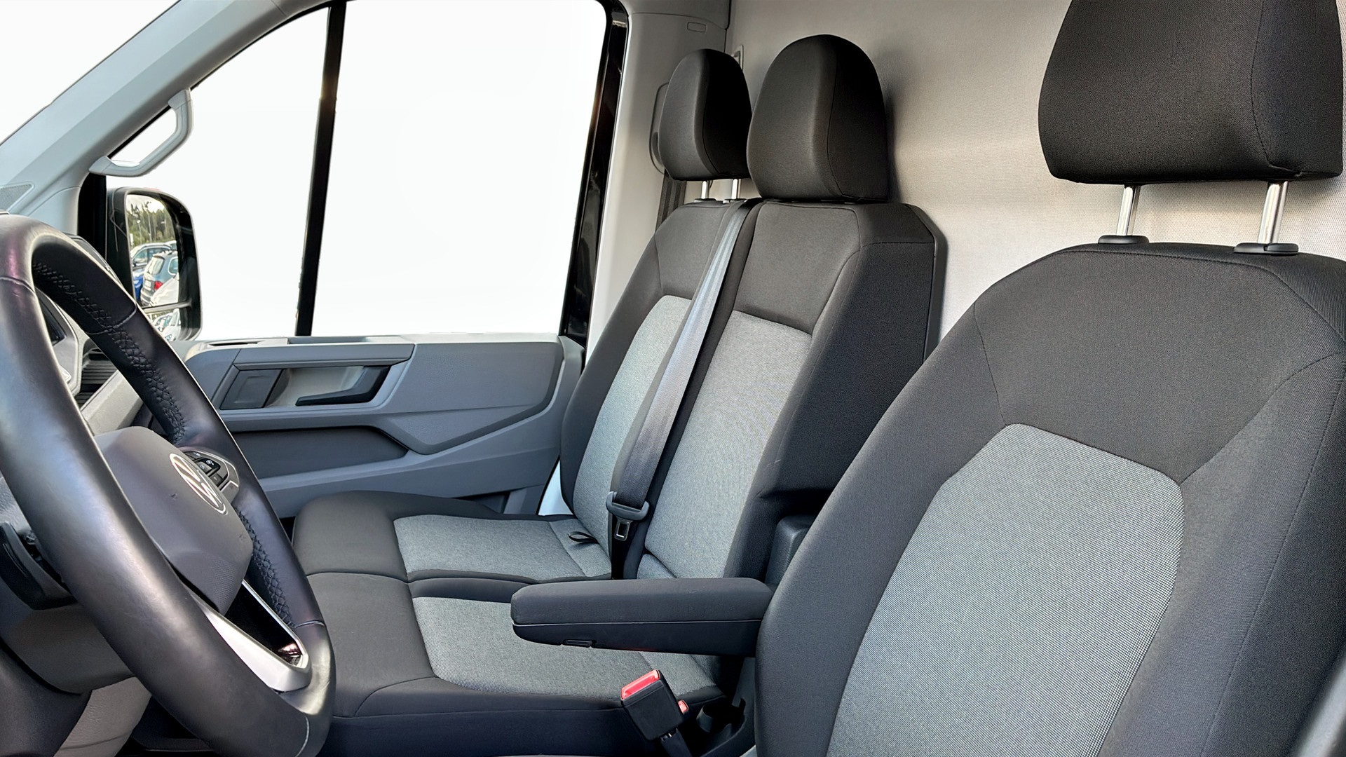 Volkswagen Crafter Skåp kort hjulbas JBF81L