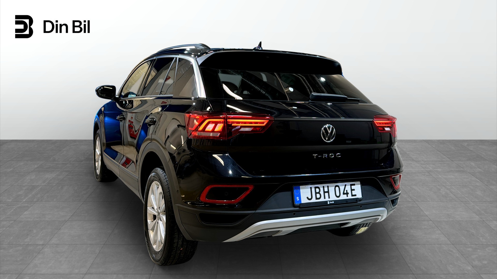 Volkswagen T-Roc JBH04E