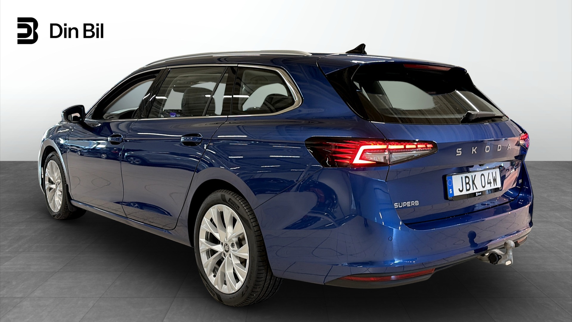 Skoda Superb Combi JBK04W