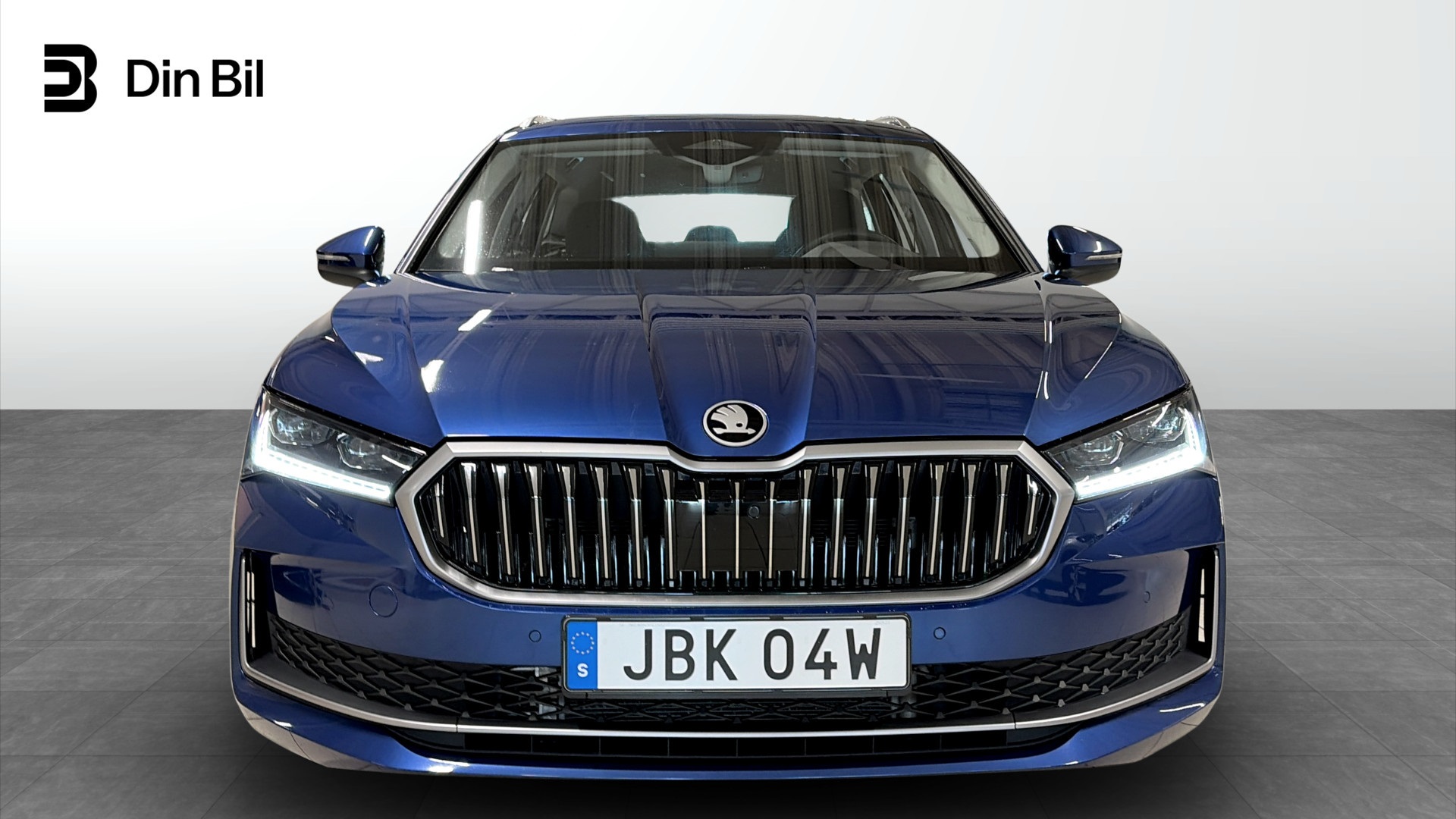 Skoda Superb Combi JBK04W