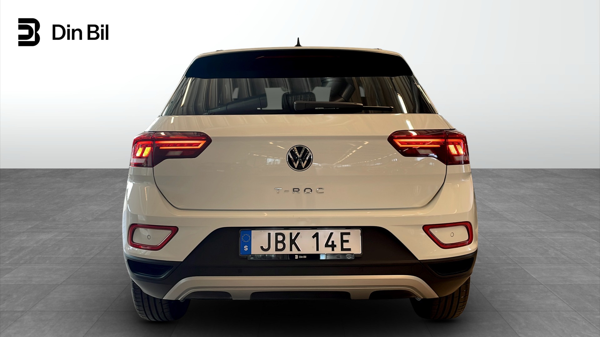 Volkswagen T-Roc JBK14E