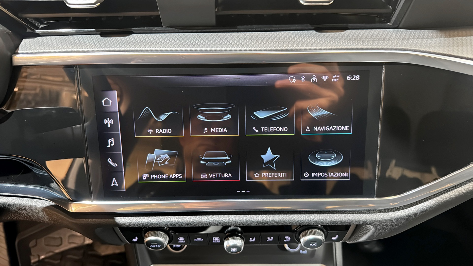 Audi Q3 JBL24Z