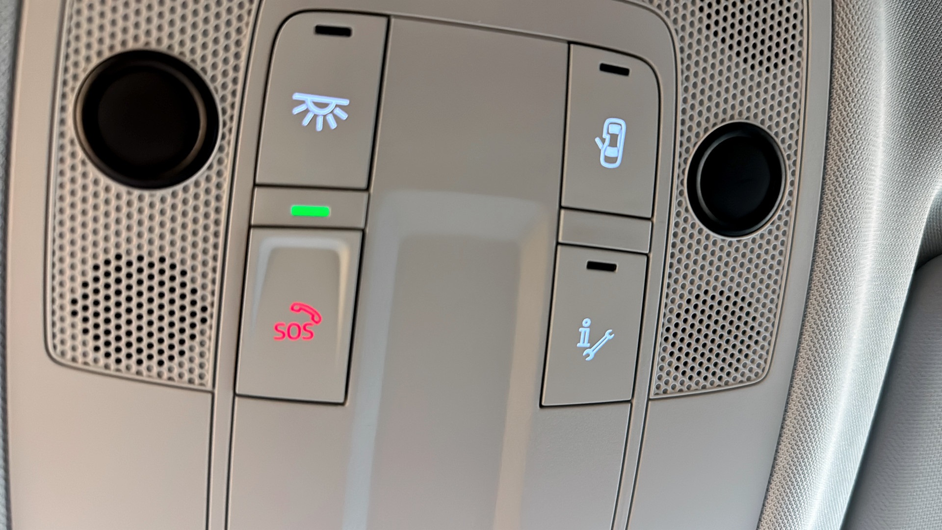 Audi Q3 JBL24Z