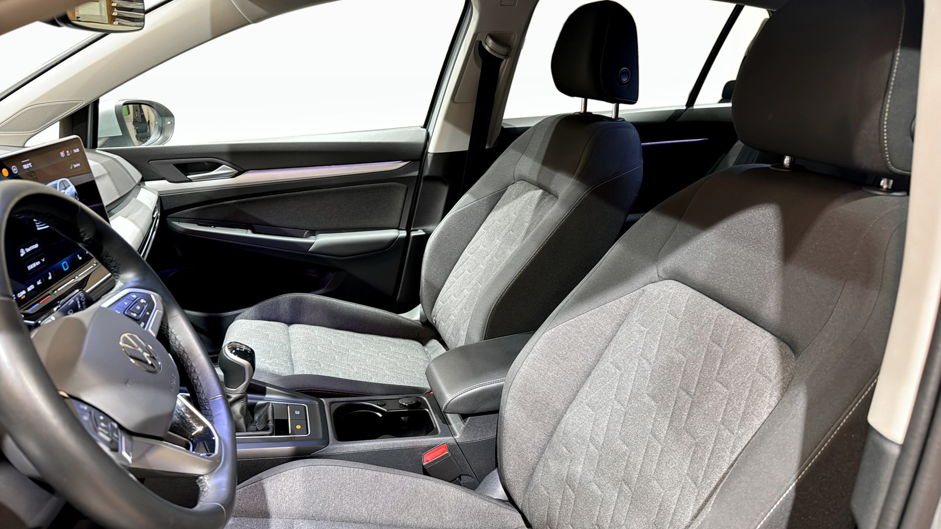 Volkswagen Golf JBL28Z