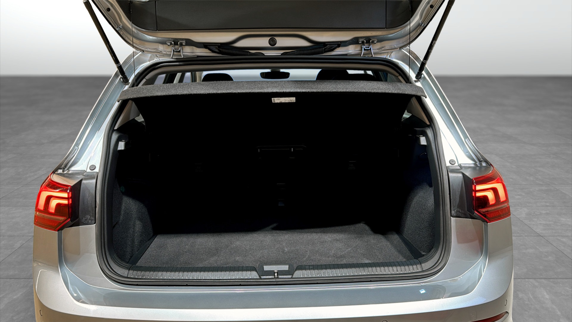 Volkswagen Golf JBL28Z