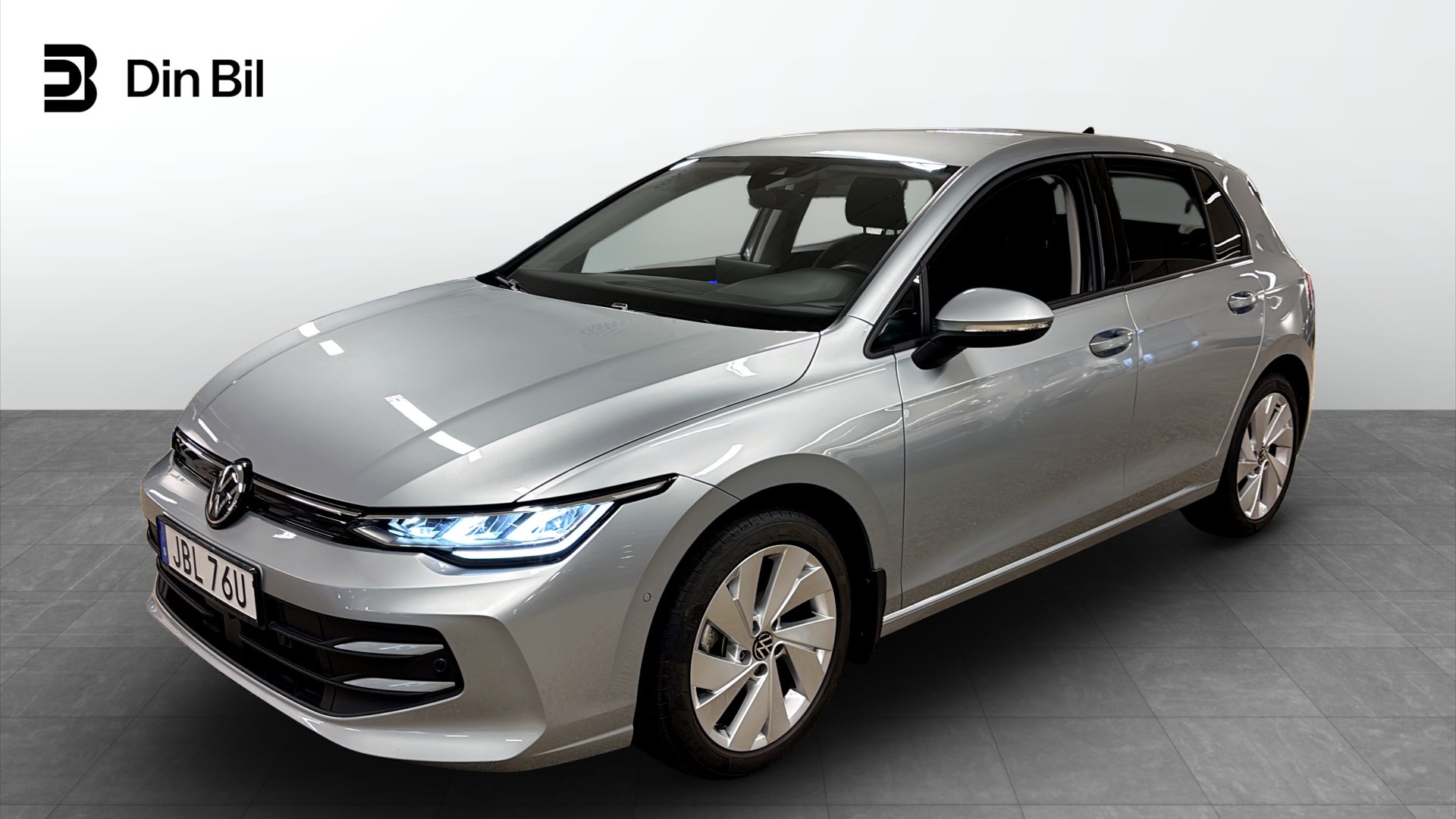 Volkswagen Golf JBL76U