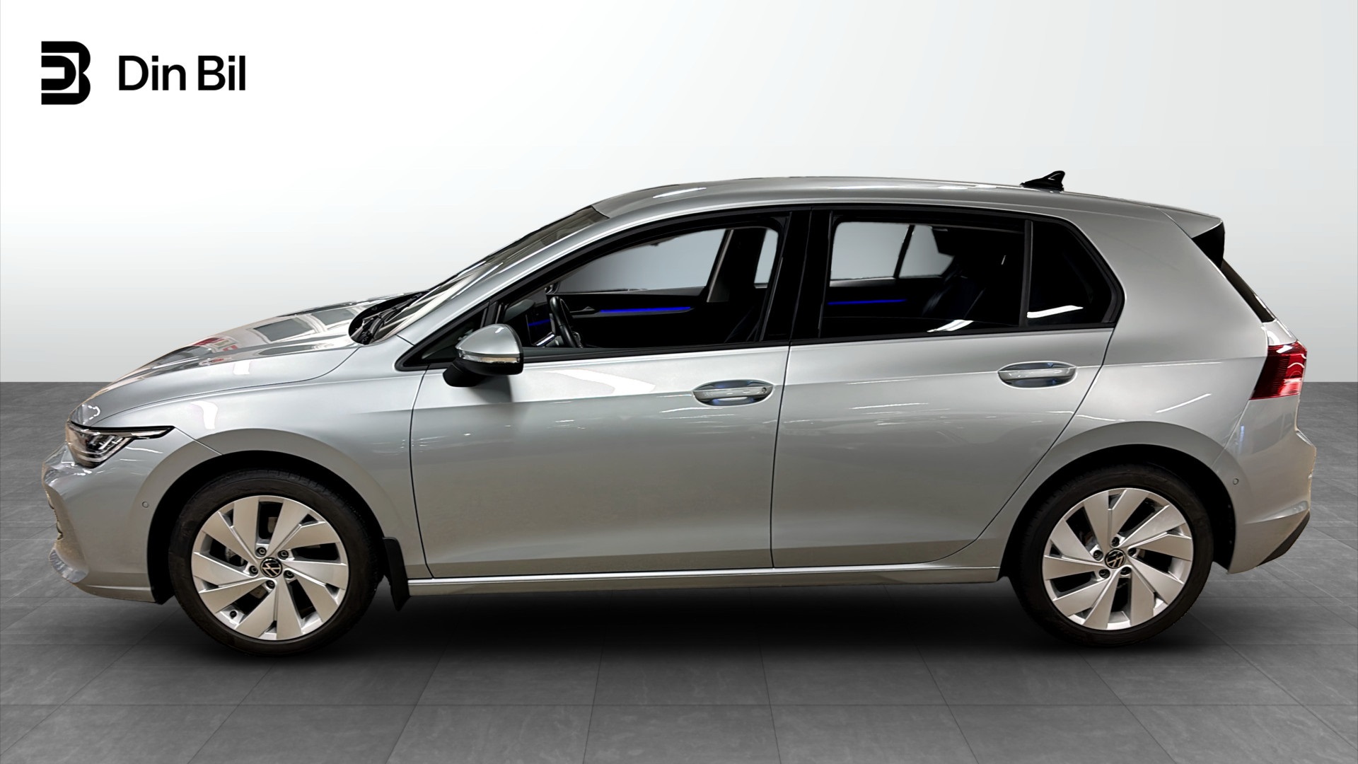 Volkswagen Golf JBL76U