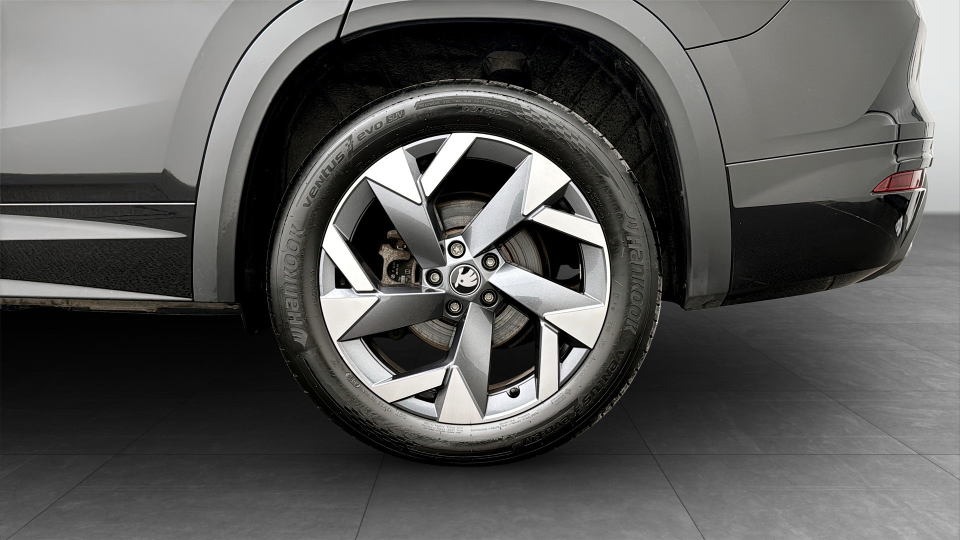 Skoda Kodiaq JBM46U