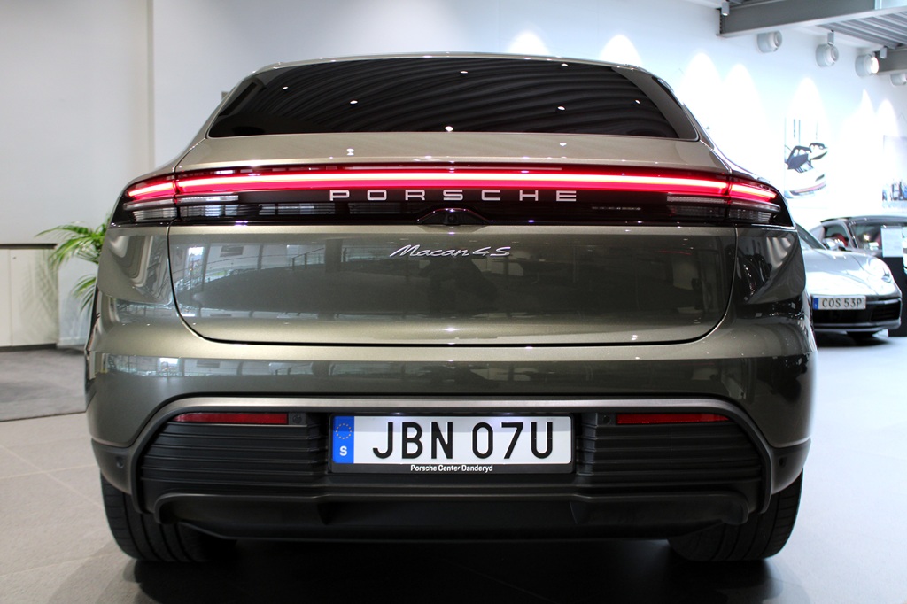 Porsche Macan JBN07U