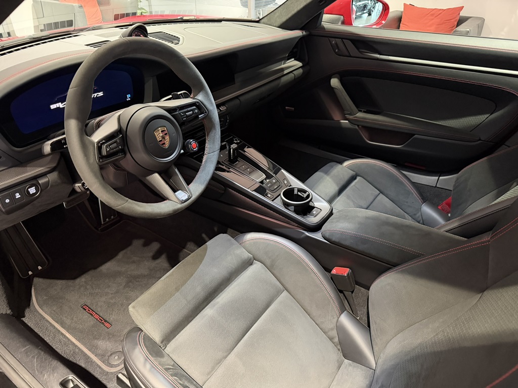 Porsche 911 Carrera JBP28Y