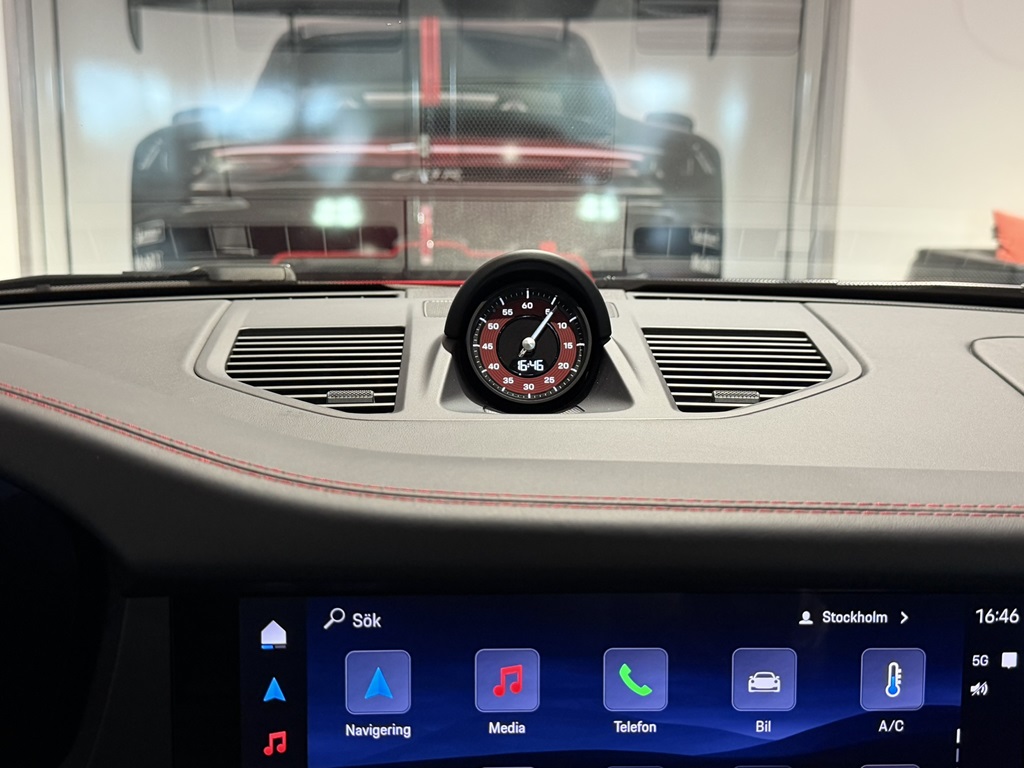 Porsche 911 Carrera JBP28Y