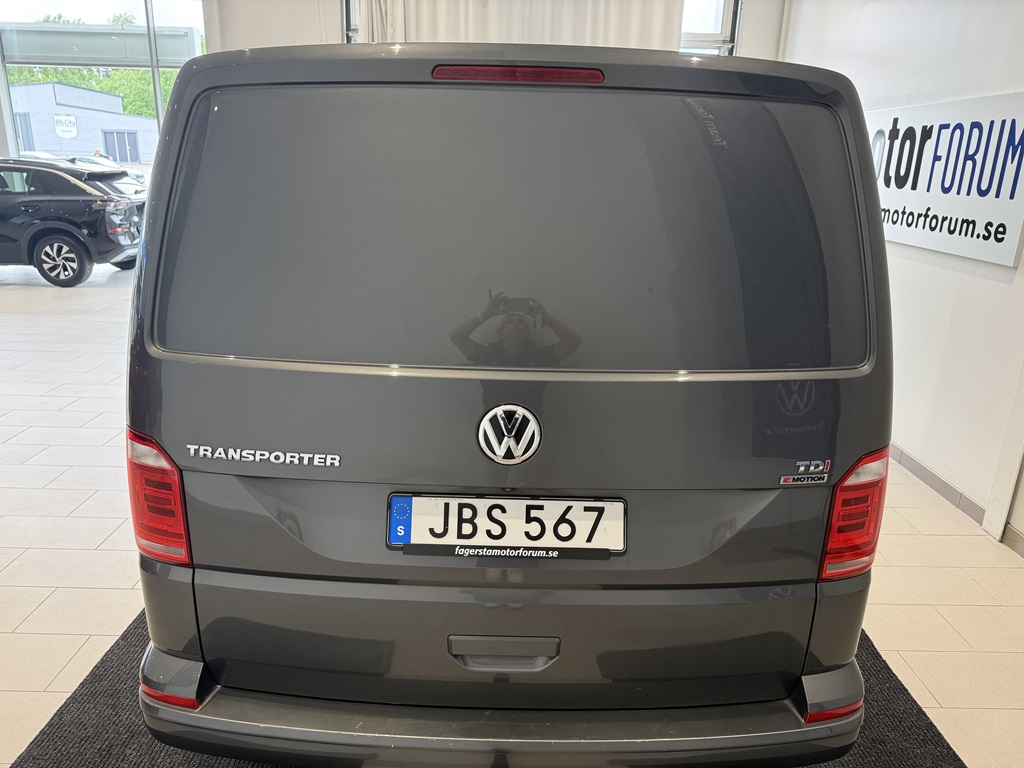 Volkswagen T6 JBS567