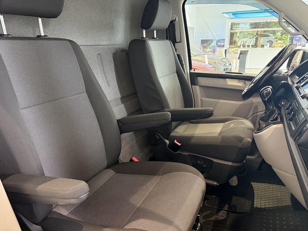 Volkswagen T6 JBS567