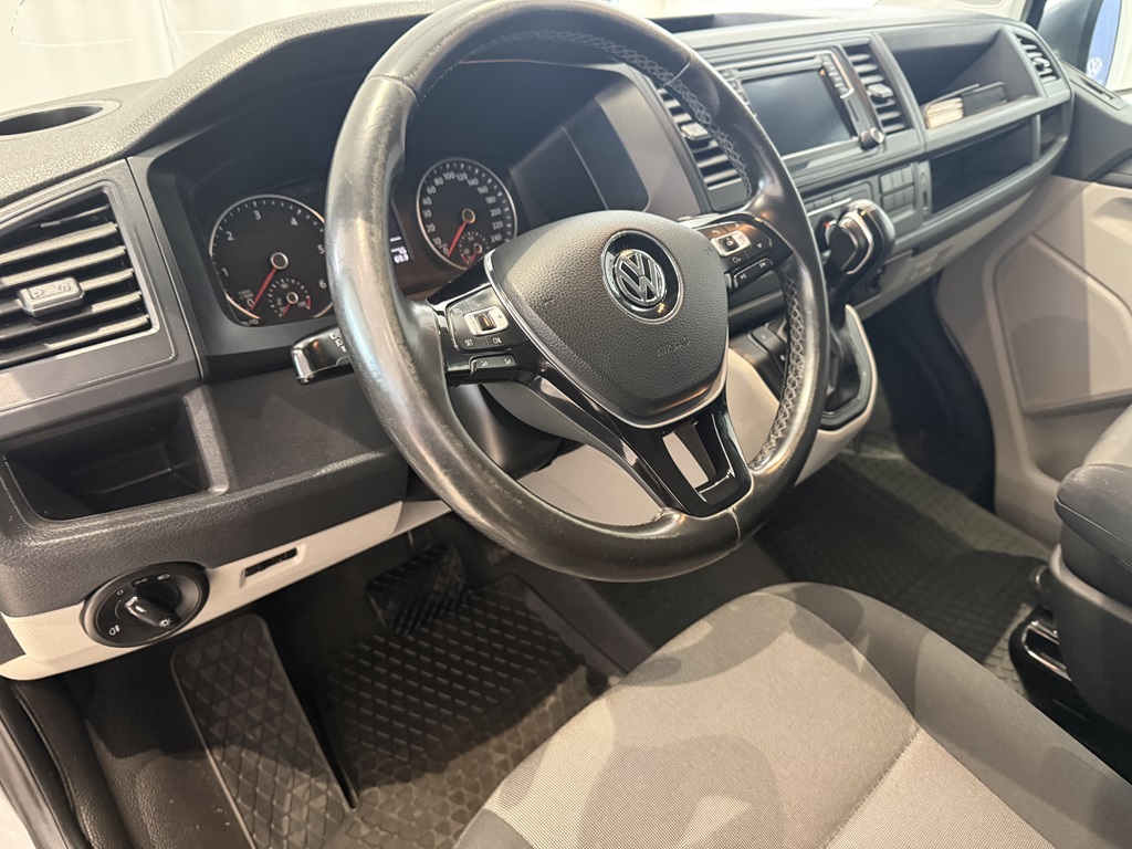 Volkswagen T6 JBS567