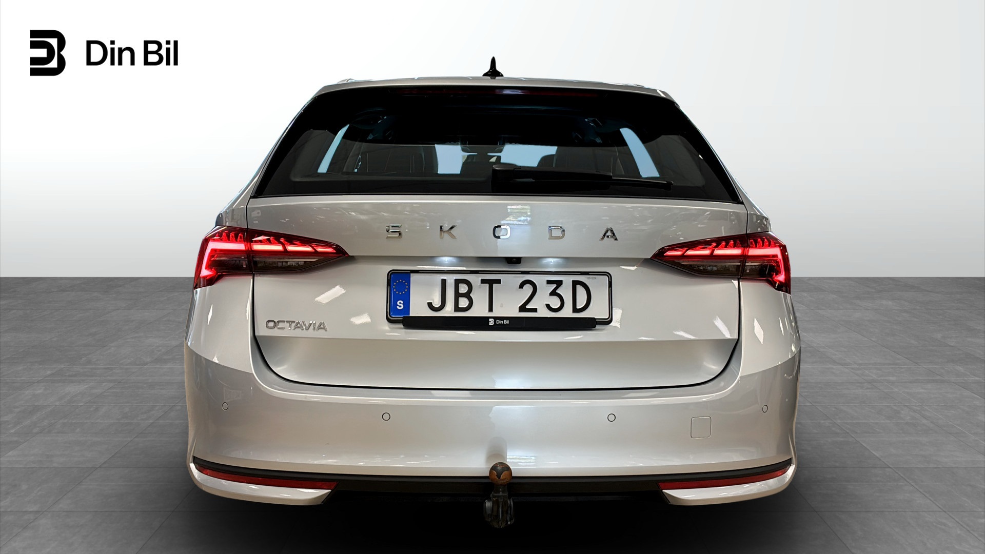 Skoda Octavia Combi JBT23D
