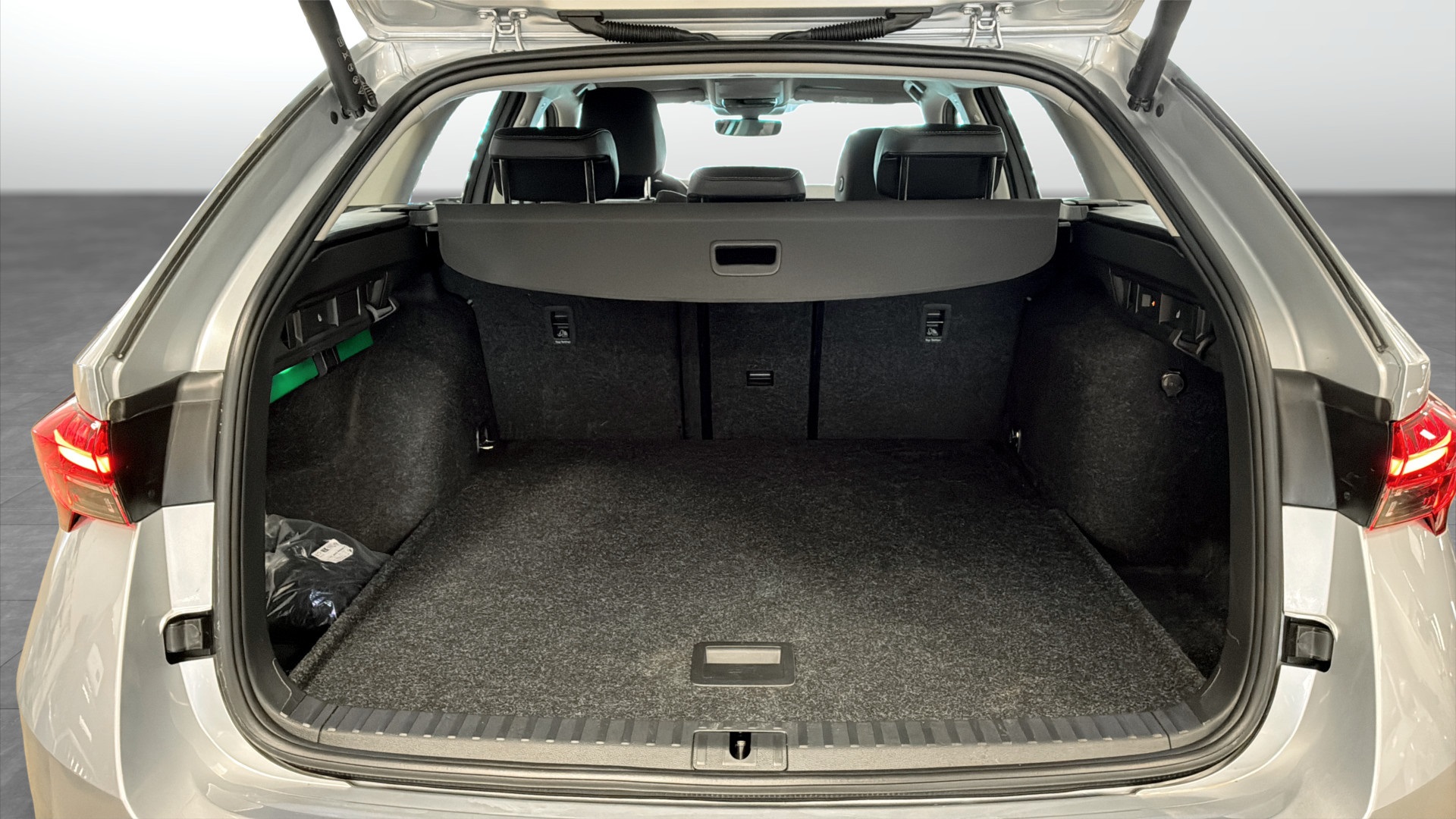 Skoda Octavia Combi JBT23D