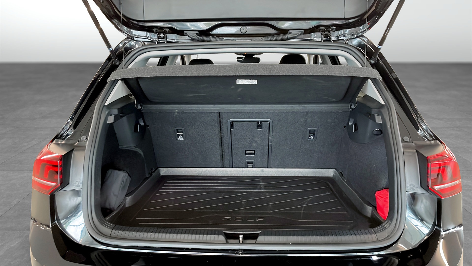 Volkswagen Golf JBT44R