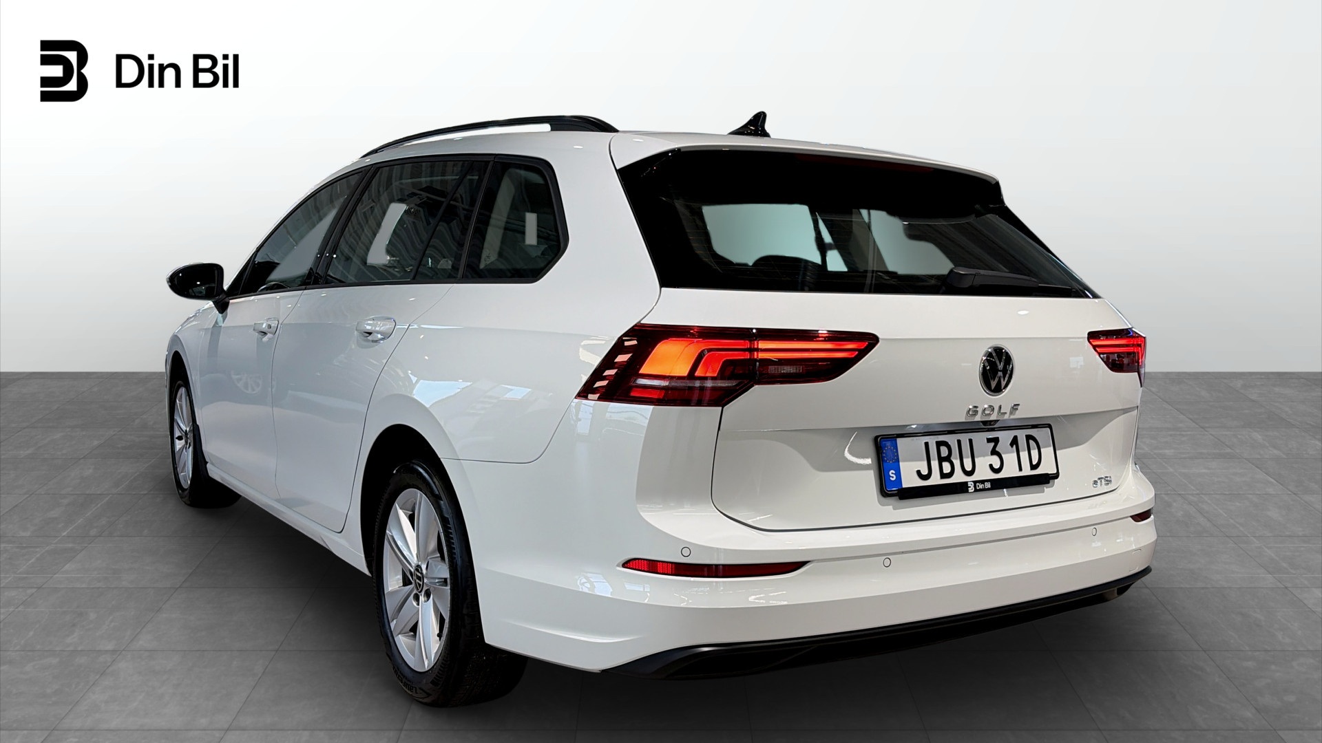 Volkswagen Golf JBU31D