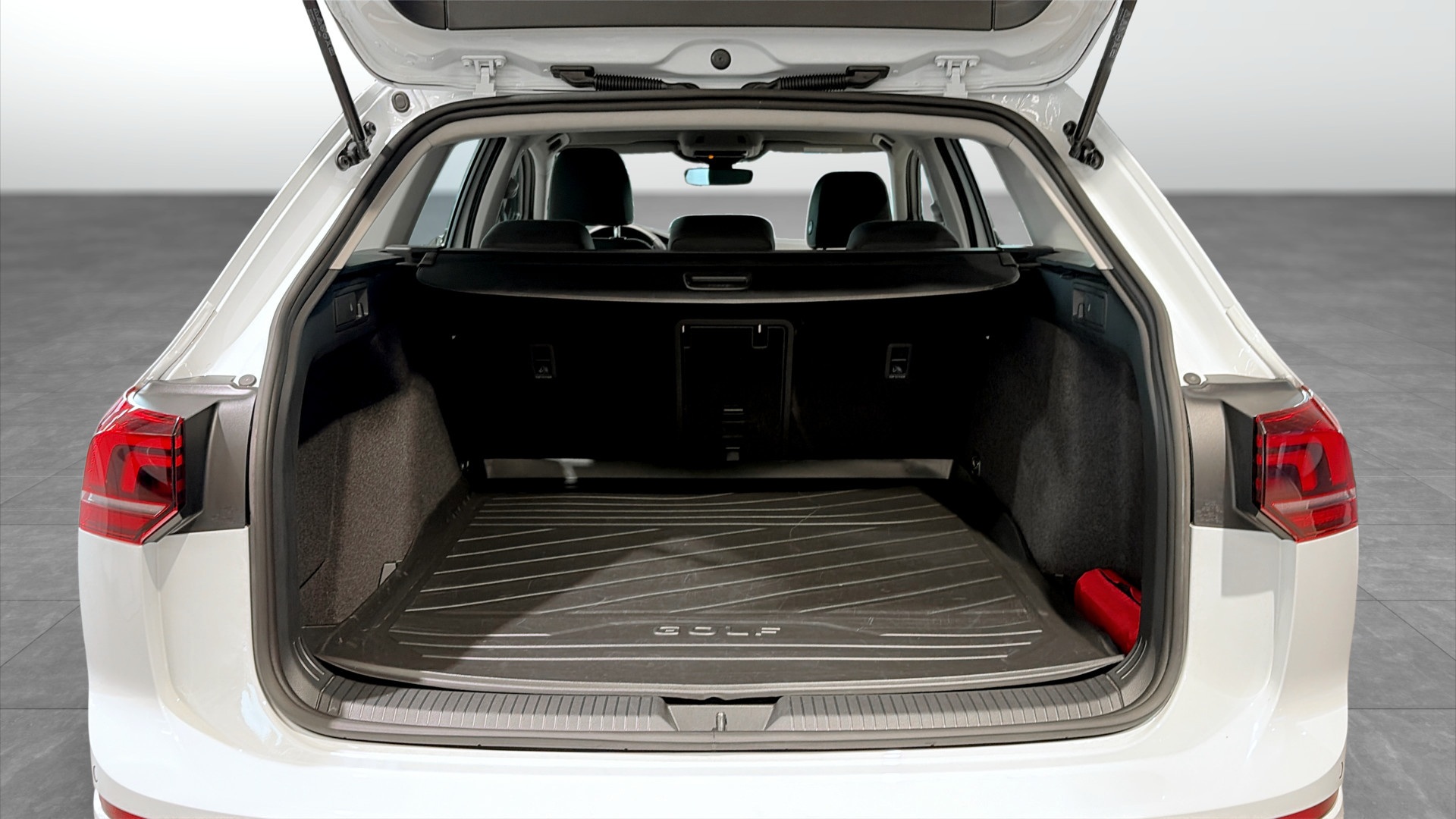 Volkswagen Golf JBU31D