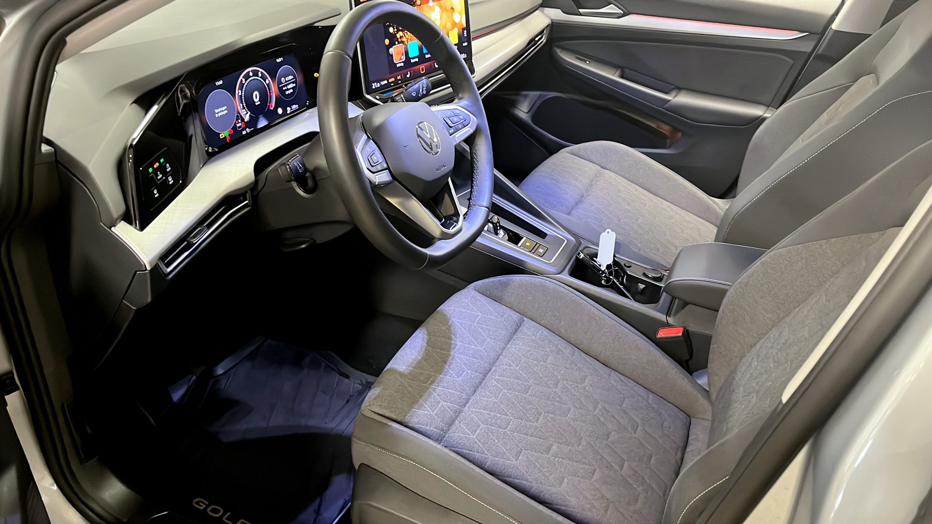Volkswagen Golf Sportscombi JBU52F