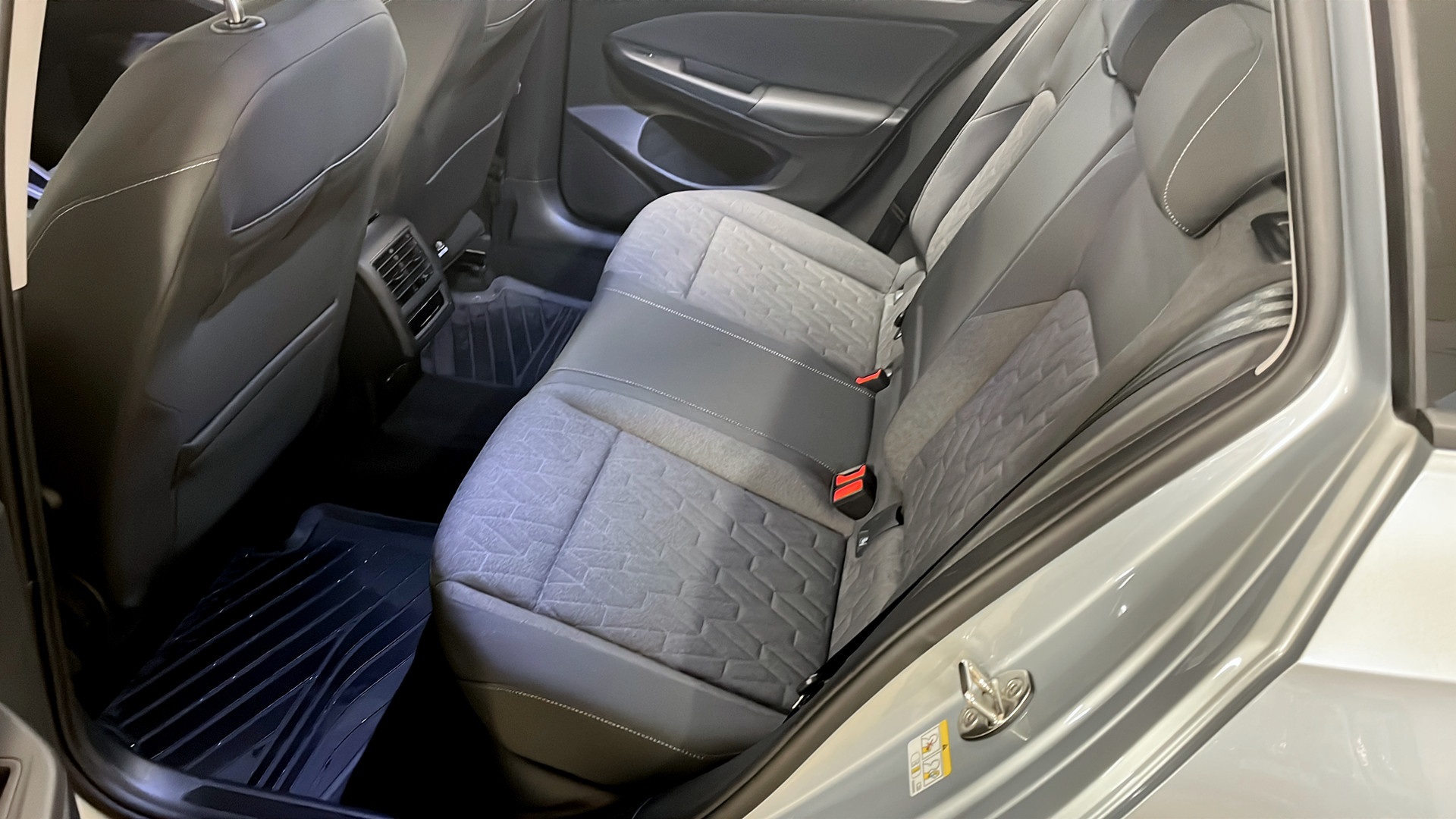 Volkswagen Golf Sportscombi JBU52F