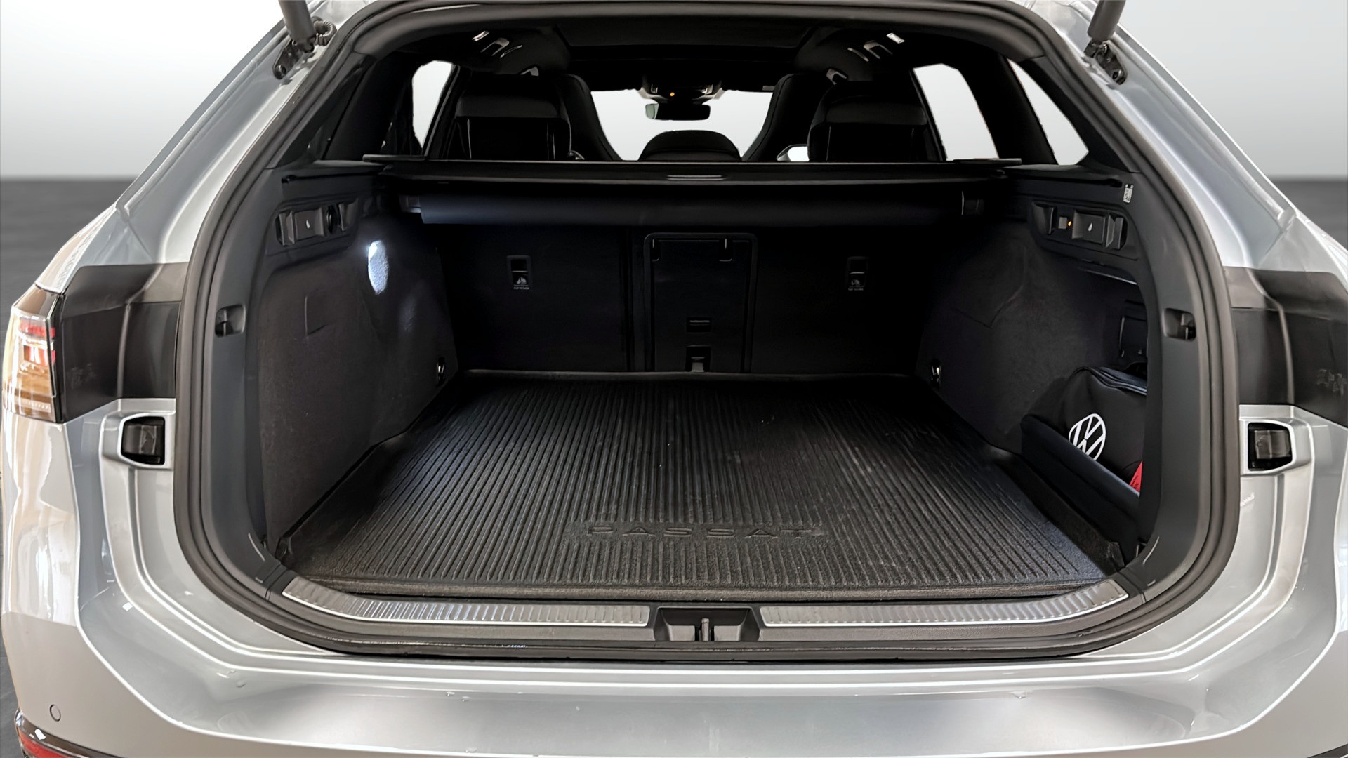 Volkswagen Passat JBW28C