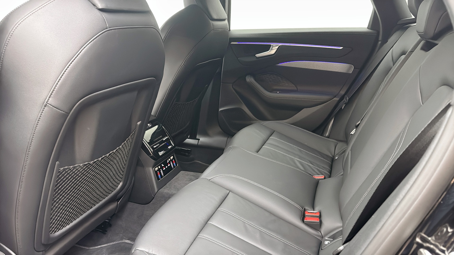 Audi A6 Avant JBW66H