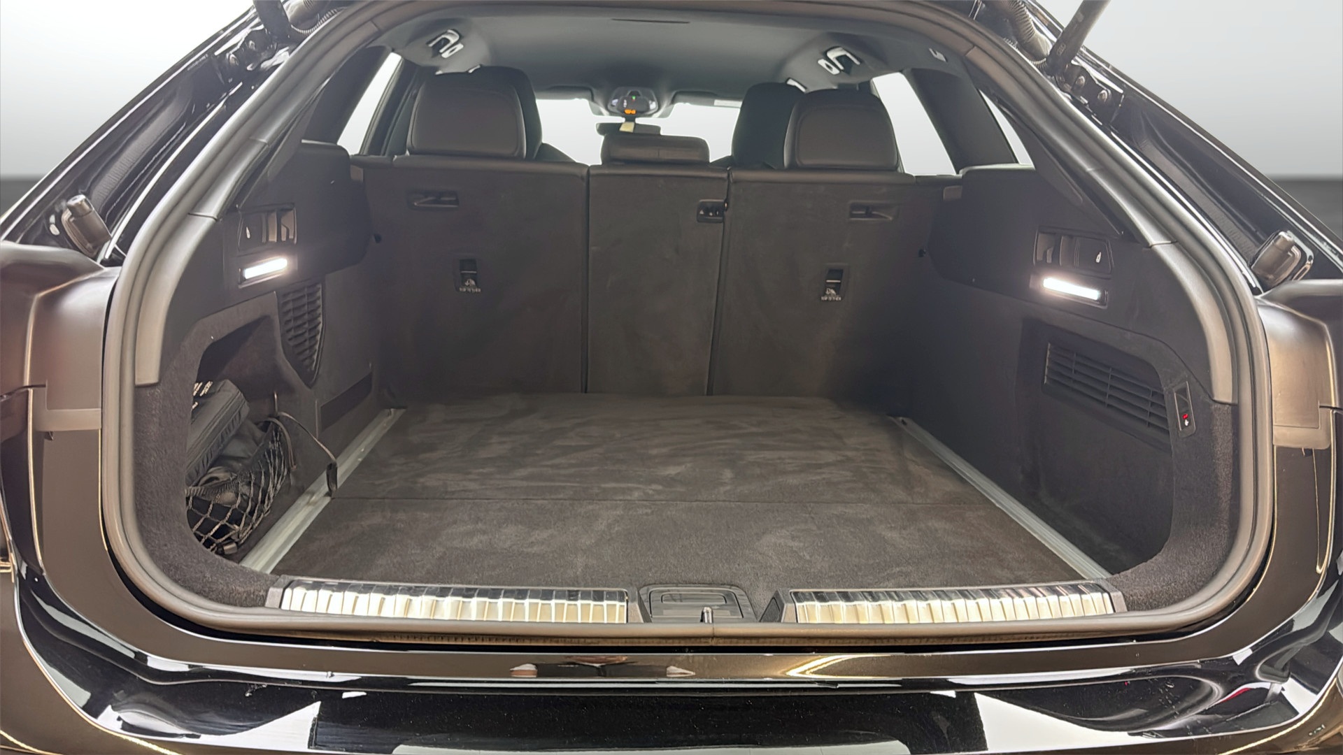 Audi A6 Avant JBW66H