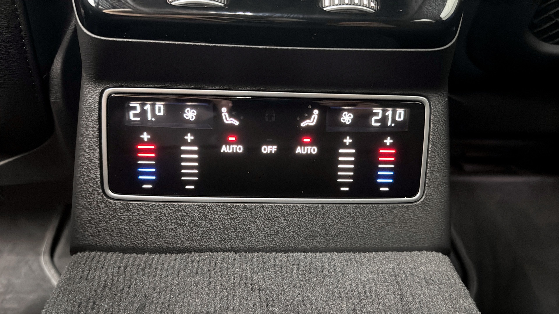 Audi A6 Avant JBW66H