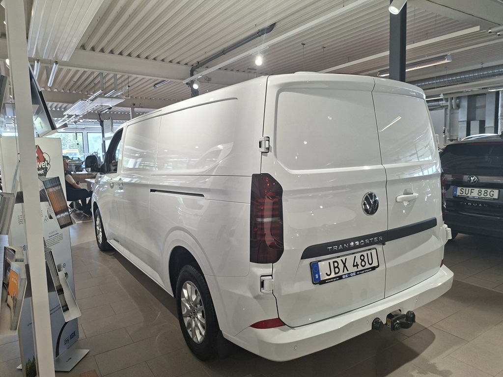 Volkswagen T7 Transporter JBX48U